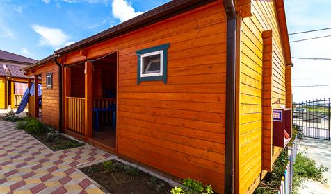 Четырехместный домик, 2 категория. База отдыха Самоцветы, Темрюкский район, п. Веселовка