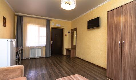 Двухкомнатный, корпус 1. База отдыха Самоцветы, Темрюкский район, п. Веселовка