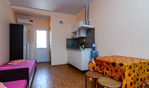 Пятиместный однокомнатный. Частное домовладение На Зеленой 28, Темрюкский район, Голубицкая