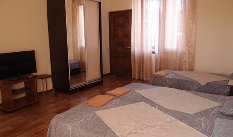 Стандарт трехместный (2 этаж)