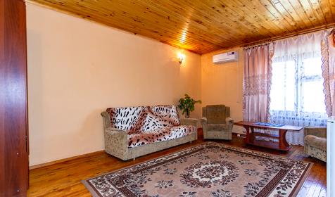 Двухкомнатный. Гостиница Эдельвейс, г. Ейск