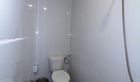 Двухместный двухкомнатный, 2 этаж. Гостиница Эдельвейс, г. Ейск