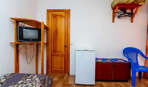 Стандарт. Гостиный дворик, Должанская