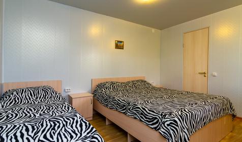 Однокомнатный трехместный номер. Гостевой дом АртДиЖан, Темрюкский район, Веселовка