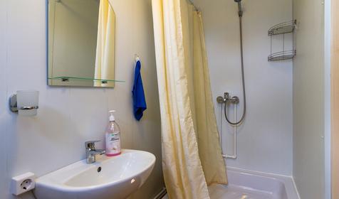 Однокомнатный трехместный номер. Гостевой дом АртДиЖан, Темрюкский район, Веселовка