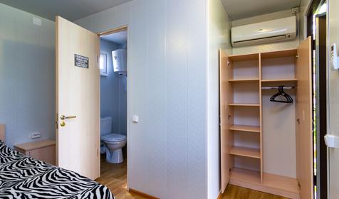 Однокомнатный трехместный номер. Гостевой дом АртДиЖан, Темрюкский район, Веселовка