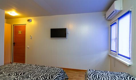 Однокомнатный трехместный номер. Гостевой дом АртДиЖан, Темрюкский район, Веселовка