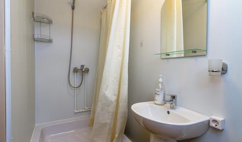 Однокомнатный трехместный номер. Гостевой дом АртДиЖан, Темрюкский район, Веселовка