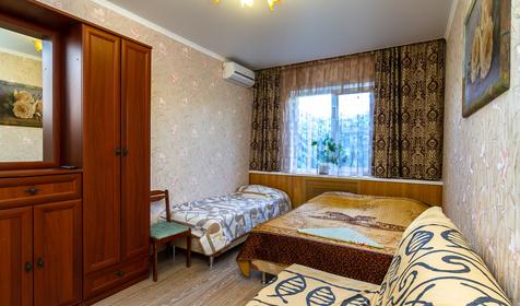 Семейный трехместный трехместный. Гостевой дом Людмила, г. Геленджик, п. Архипо-Осиповка