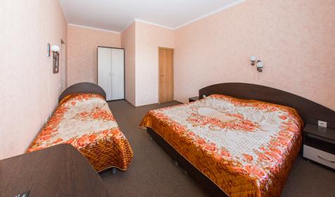 Трехместный с удобствами