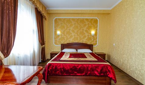 Четырехместный полулюкс с видом на море