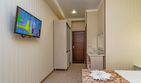 Стандарт двухместный, вид на двор. Отель Золотые пески, Анапа, п. Витязево