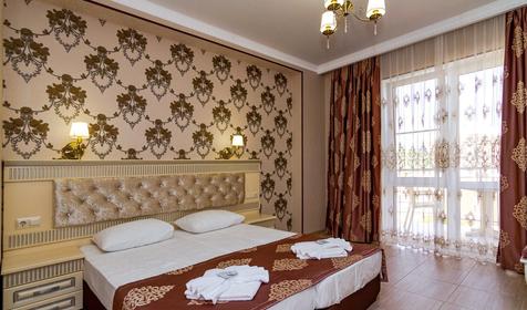 Евро Люкс с видом на бассейн. Отель Золотые пески, Анапа, п. Витязево