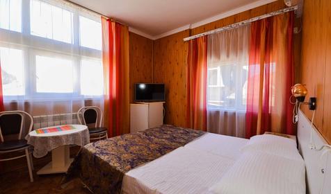 Трехместный стандарт