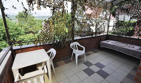 Улучшенный трехместный с большой лоджией