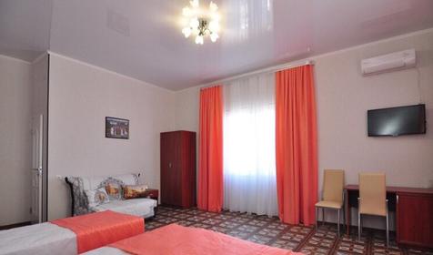 Полулюкс трехместный