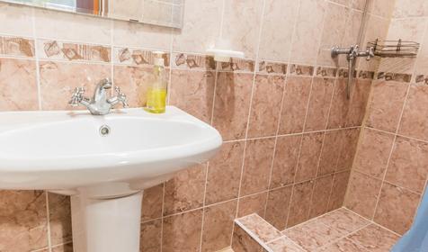 Трехместный эконом с удобствами