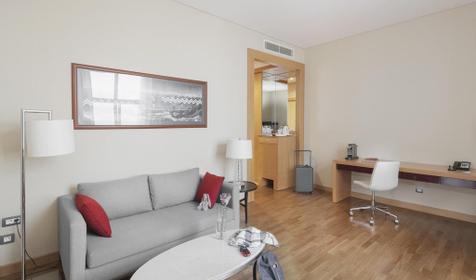 Люкс. Novotel Resort Krasnaya Polyana, Сочи, Красная Поляна