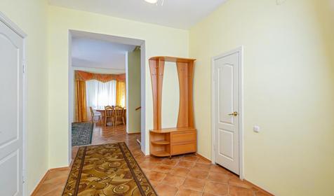 Апартаменты четырехместные двухкомнатные. Отель Кристалл, Геленджик