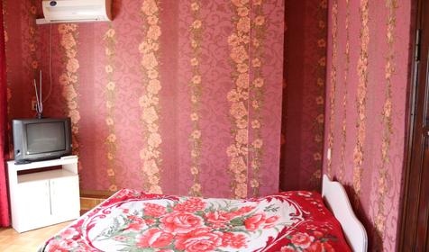 Дом №2 (шестиместный из двух изолированных номеров)