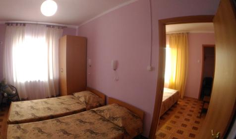 Четырехместный двухкомнатный полулюкс