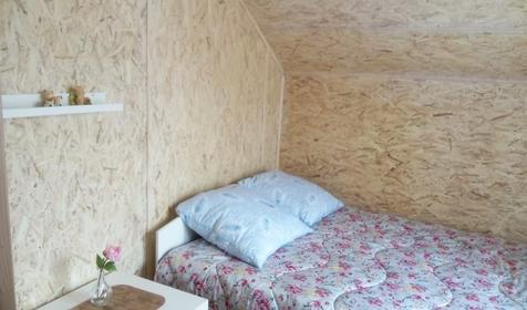 Романтик у реки