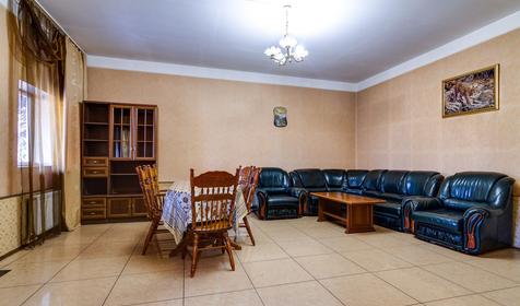 Трехместный двухкомнатный (в административном корпусе). База отдыха Тавуш, Лабинский район, ст. Упорная