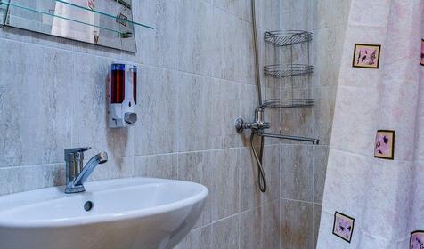 Домик у реки Дах, Республика Адыгея, Майкопский район, ст. Даховская