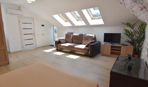 Люкс-студия. Гостевой дом Ашамба