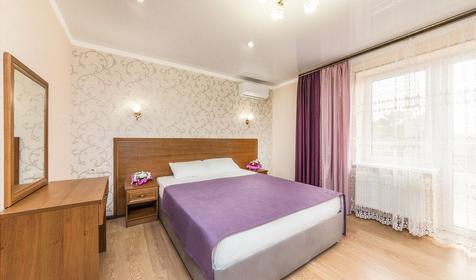 Стандарт плюс двухместный, вид на бассейн