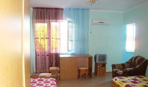 Семейный. Гостевой дом Родничок. Анапа