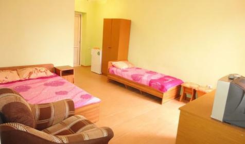 Семейный. Гостевой дом Родничок. Анапа