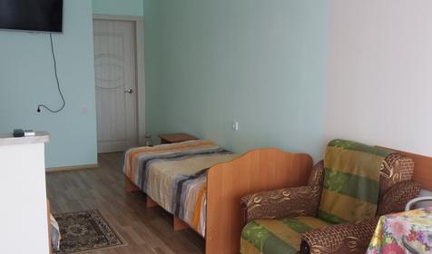 Четырёхместный номер "Студия" №7 с видом на море