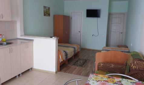 Четырёхместный номер "Студия" №5 с видом на море