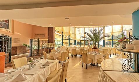 Отель Radisson Lazurnaya Hotel Sochi (Рэдиссон Лазурная), г. Сочи, Хостинский р-н