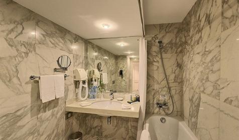 Студия Премиум. Отель Radisson Lazurnaya Hotel Sochi (Рэдиссон Лазурная), г. Сочи, Хостинский р-н