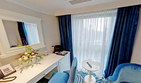 Люкс двухместный двухкомнатный. Отель Radisson Lazurnaya Hotel Sochi (Рэдиссон Лазурная), г. Сочи, Хостинский р-н