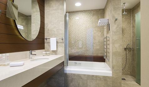 Люкс с видом на море. Отель Radisson Blu Resort&Congress Centre (Рэдиссон Блю Курорт и Конгресс Центр), Сочи