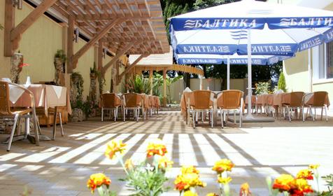 Отель Альмира. Сочи, Адлер