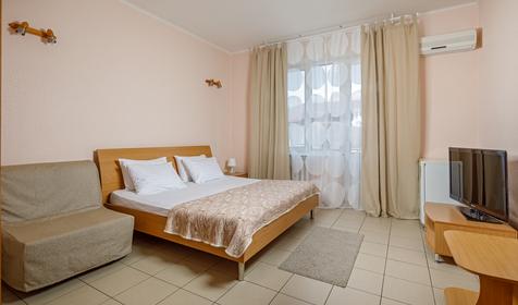 Комфорт плюс четырехместный с балконом