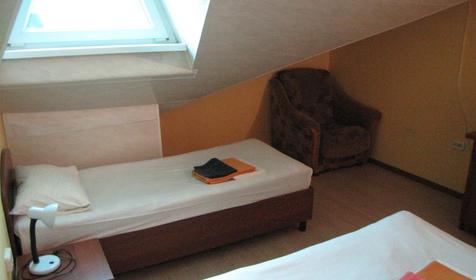 Стандартный мансардный номер. Пансионат Солнышко, Сочи, Адлер