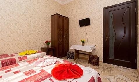 Стандарт шестиместный двухкомнатный. Отель Идиллия. Сочи, Адлер