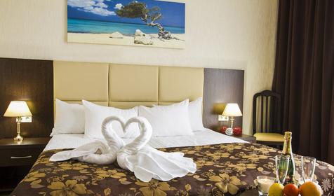 Стандарт с балконом и видом на горы. Отель California (Калифорния), Геленджик