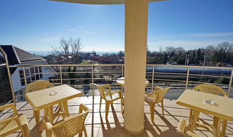 Отель Континент, Лазаревское