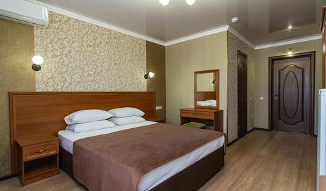 Стандарт плюс двухместный, вид на бассейн. Отель Мишель, Анапа