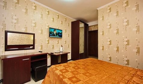 Стандарт двухместный без балкона, цоколь