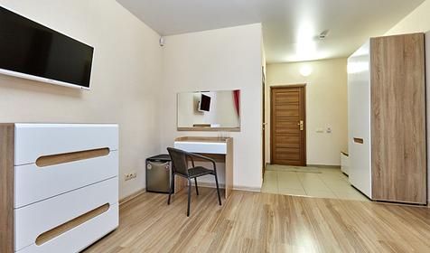 Стандарт-студия улучшенный техместный. Отель Золотой фазан, Темрюк, Кучугуры