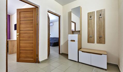 Семейный четырехместный двухкомнатный. Отель Золотой фазан, Темрюкский район, п. Кучугуры