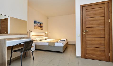 Семейный двухкомнатный четырехместный с прямым видом на море. Отель Золотой фазан, Темрюк, Кучугуры