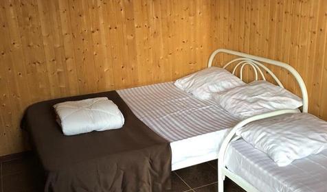 Шести-семиместный домик